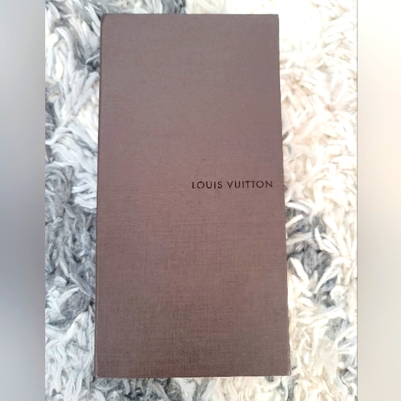 Louis Vuitton Monogram Zippy Wallet - Picture 2 of 16